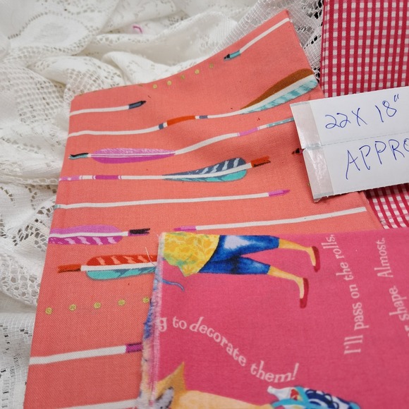 Fat Quarters Fabric Bundle Red Gingham Novelty Prints‎ Sewing Quilting - Picture 4 of 5